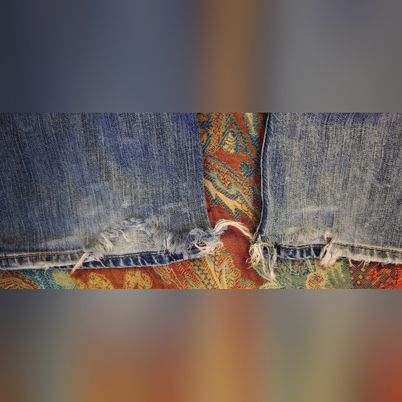 Maurices Morgan New Boot denim jeans size 9/10 reg.  Very nice. - Picture 4 of 7